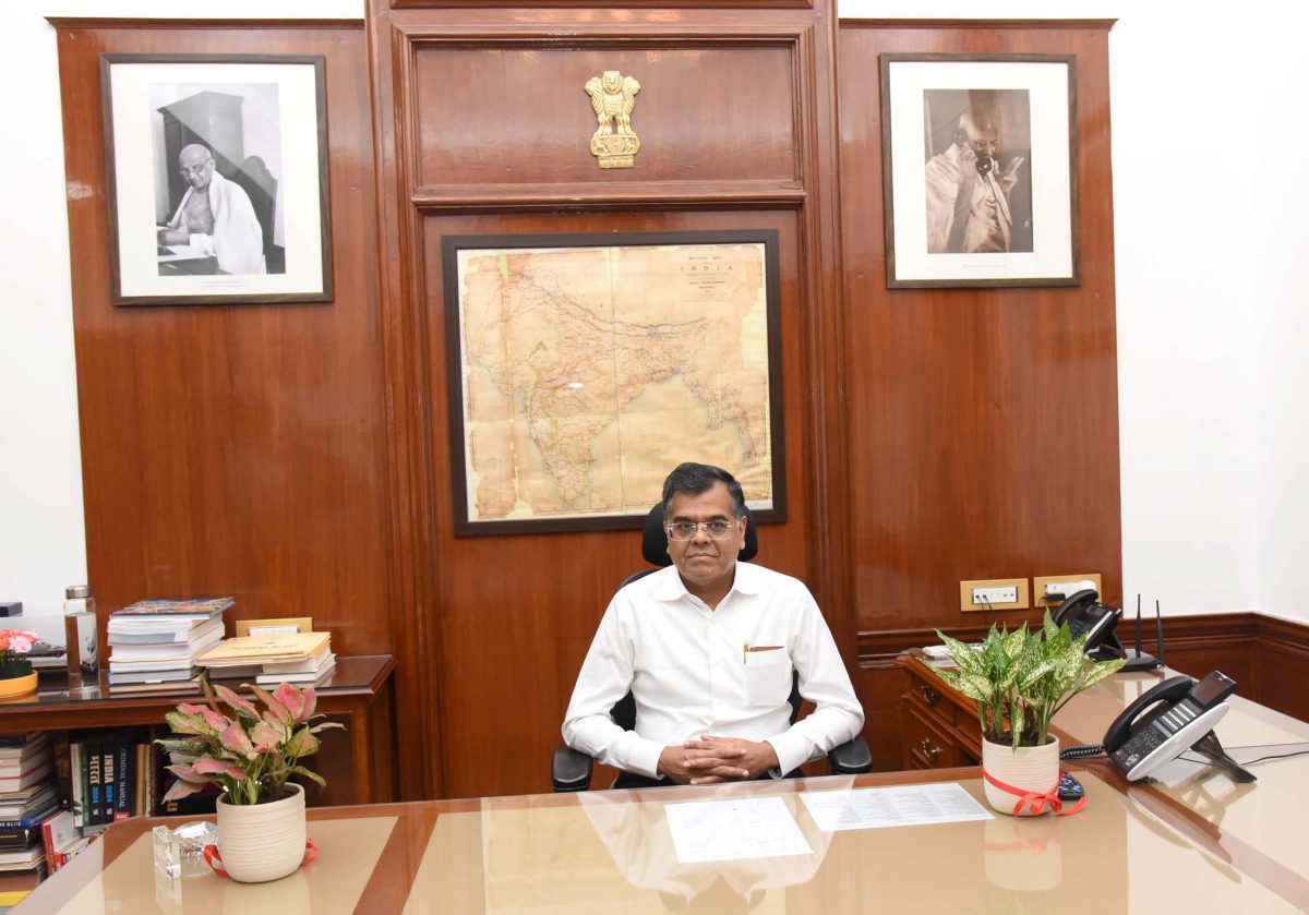 Cabinet Secretary T V Somanathan Reviews Preparedness for Impending Bay Cyclone