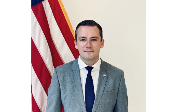 अमेरिका : नौसेना प्रमुख जॉन हैरिसन बर्खास्त