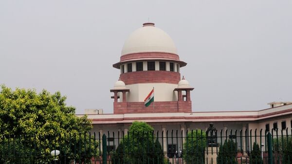 सर्वोच्च न्यायालय ने डिजिटल अरेस्‍ट के घोटालों पर केंद्र और सीबीआई से जवाब मांगा