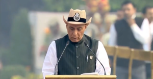 প্রতিরক্ষামন্ত্রী রাজনাথ সিং বলেছেন, শক্তিশালী পুলিশ বাহিনী মজবুত দেশ গঠন গুরুত্বপূর্ণ ভূমিকা নিতে পারে