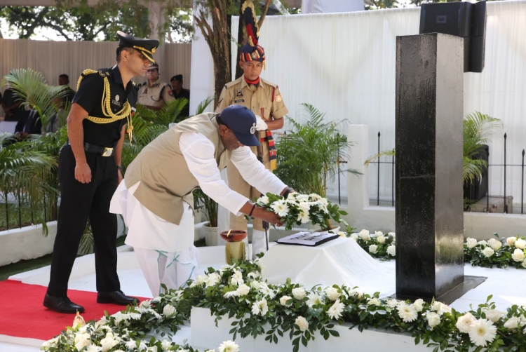 আৰক্ষী স্মৃতি দিৱসত ৰাজ্যপাল লক্ষ্মণপ্রসাদ আচার্যৰ ছহিদসকললৈ শ্রদ্ধাঞ্জলি জ্ঞাপন