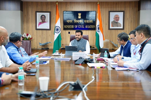 সমাগত উৎসৱৰ বতৰত বিমানৰ ভাৰা ব্যয়সাধ্য কৰিবলৈ বিমান কোম্পানীসমূহলৈ অসামৰিক বিমান পৰিবহণ মন্ত্ৰী কে ৰামমোহন নাইডুৰ আহ্বান