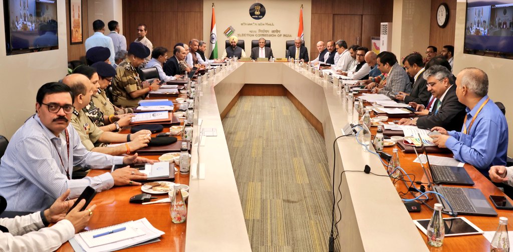 আইন বলবৎকাৰী সংস্থাসমূহৰ মুৰব্বীসকলৰ সৈতে নির্বাচন আয়োগৰ বৈঠক