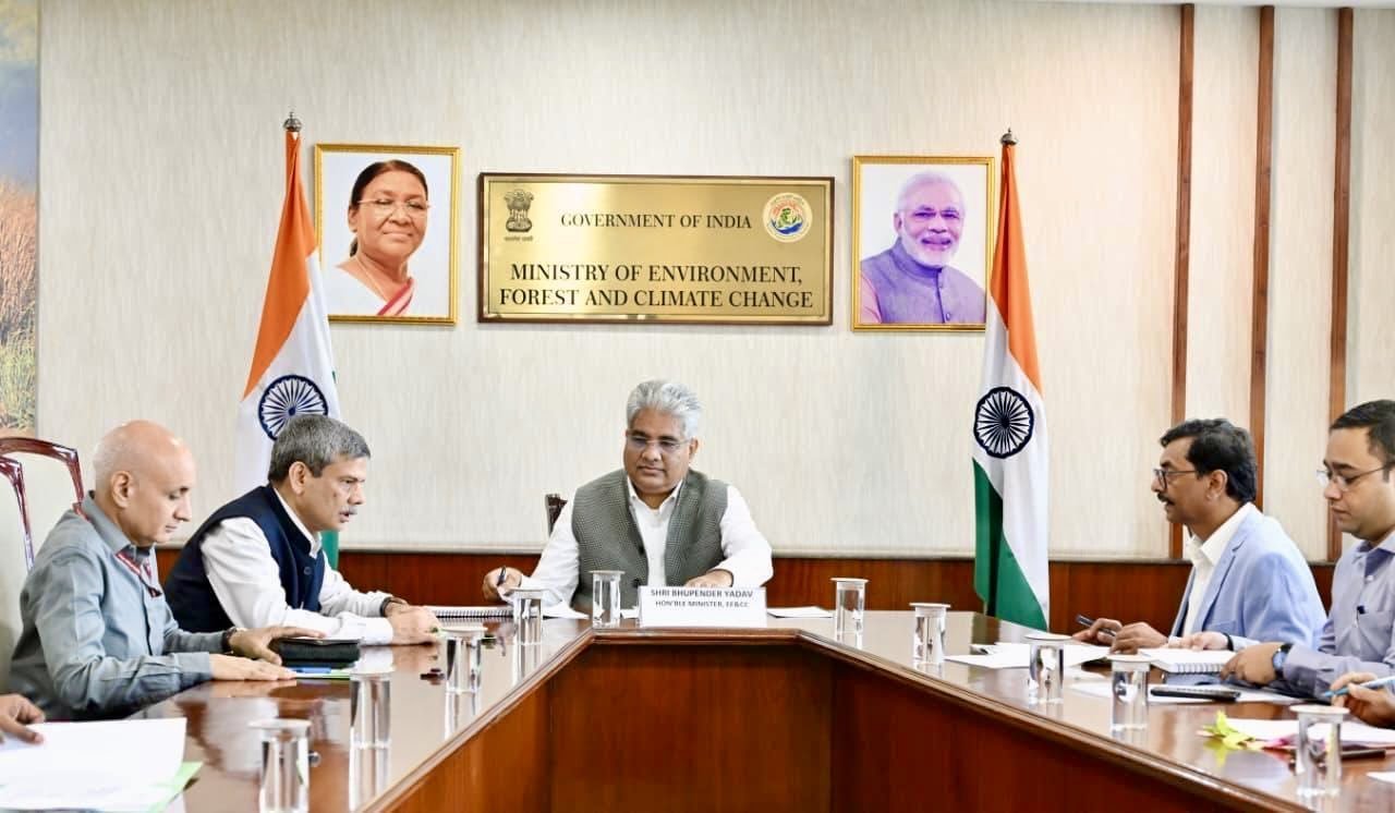Environment Minister Bhupender Yadav Reviews Implementation of Pollution Control Measures in Delhi