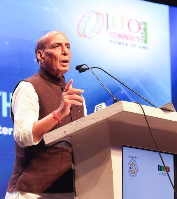 સંરક્ષણ મંત્રી રાજનાથ સિંહે જણાવ્યું કે દેશની સંરક્ષણ નિકાસ 2029 સુધીમાં 50 હજાર કરોડ રૂપિયાને પાર કરશે