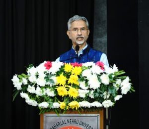 दुनिया में बढ़ती प्रतिस्पर्धा और घटती एकजुटता के बीच, भारत को रणनीति बना कर आगे बढ़ना होगा: जयशंकर