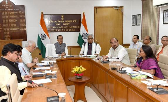 Union Ministers hold High-Level meeting with states on stubble management and air pollution