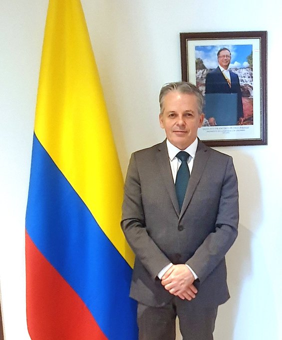 कोलंबिया के राजदूत विक्टर ह्यूगो एचेवेरी जरामिलो ने भारत को एक विश्वसनीय साझेदार बताया