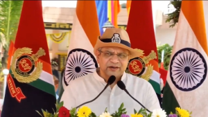 ગુજરાતના વલસાડમાં RPFના 40માં સ્થાપના દિનની ઉજવણી પ્રસંગે રેલવે મંત્રી અશ્વિની વૈષ્ણવે કહ્યું, દિવાળીના તહેવાર માટે 12 હજાર વિશેષ ટ્રેન દોડાવાશે