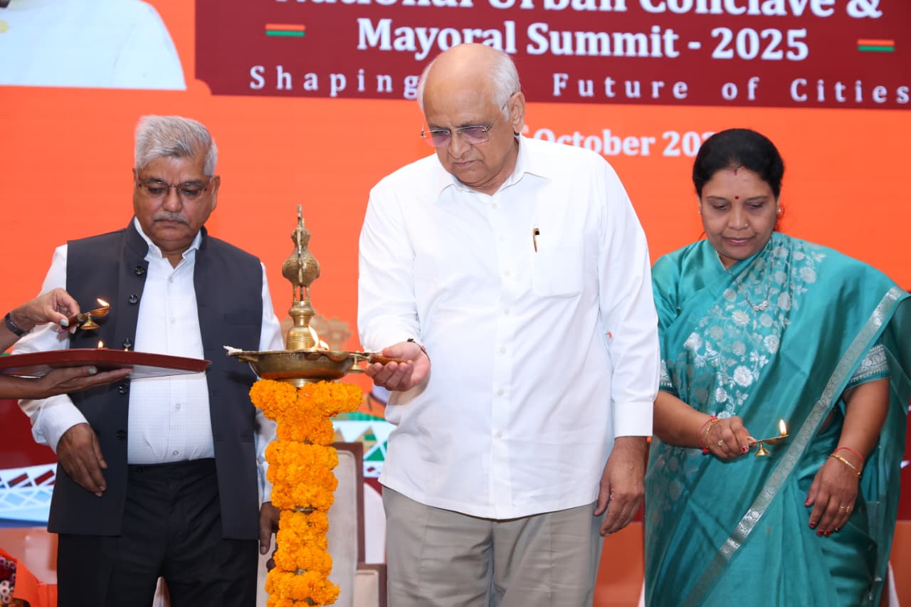 અમદાવાદમાં આજથી બે દિવસની રાષ્ટ્રીય શહેરી પરિષદ અને મૅયર્સના સંમેલનનો પ્રારંભ.