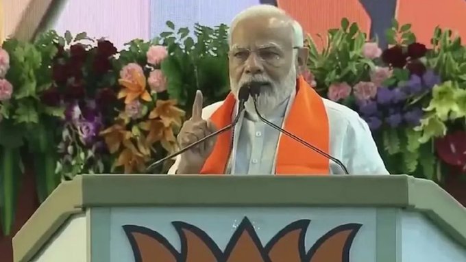प्रधानमंत्री नरेंद्र मोदी ने “मेरा बूथ सबसे मज़बूत” अभियान के तहत पार्टी कार्यकर्ताओं से बातचीत की