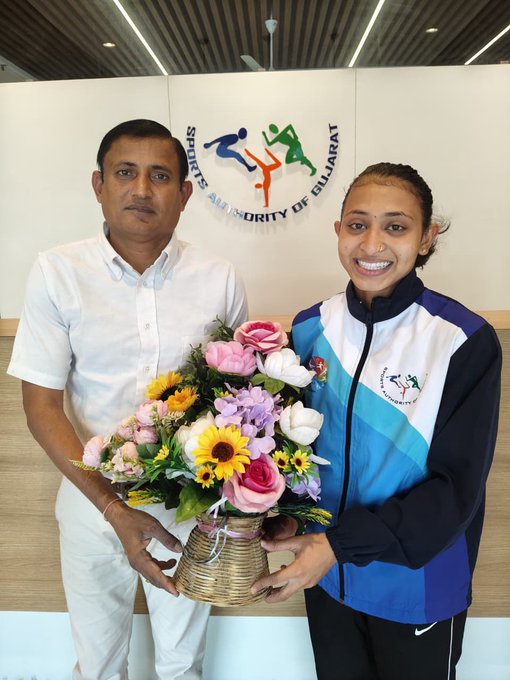 નડિયાદનાં ખેલાડી કાજલ વાજાએ ઓડિશામાં યોજાયેલી જૂનિયર નૅશનલ ઍથ્લેટિક્સ સ્પર્ધામાં બે ચંદ્રક જીત્યા