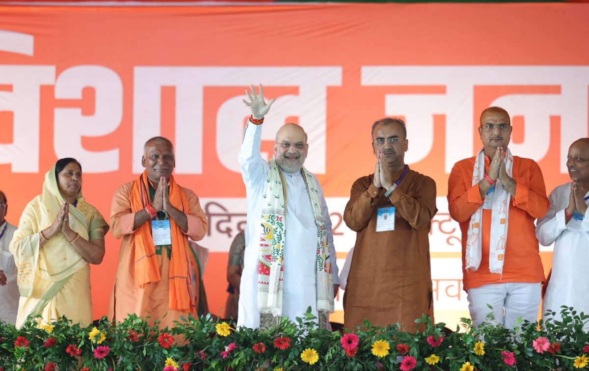 Union Minister Amit Shah Highlights Law and Order Achievements, Targets “Jungle Raj” in Bihar Campaign