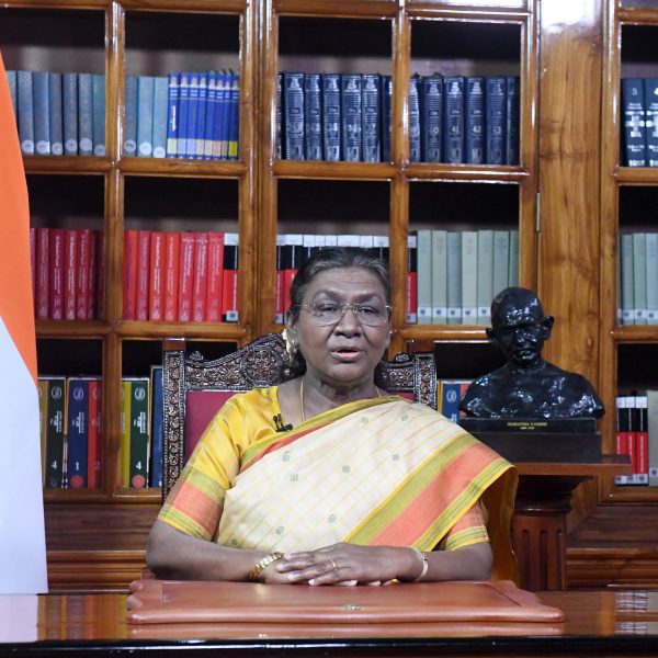President Droupadi Murmu Extends Greetings on Chhath Puja