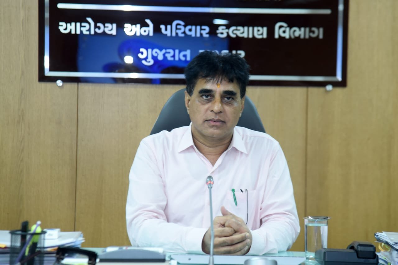 આરોગ્ય અને પરિવાર કલ્યાણ રાજ્યમંત્રી પ્રફૂલ પાનશેરિયાએ કહ્યું, ખોરાકમાં ભેળસેળ કરનારા લોકો સામે કાર્યવાહી કરાશે.