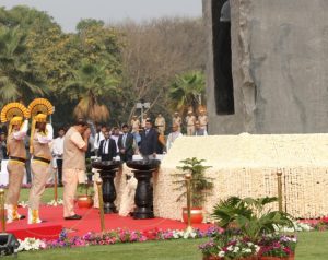 আৰক্ষী স্মৃতি দিৱসত ৰাজ্যপাল আৰু মুখ্যমন্ত্ৰীৰ শ্ৰদ্ধাঞ্জলি