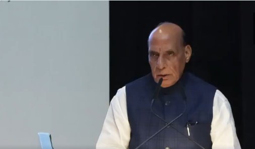 भारत नियम आधारित अंतर्राष्ट्रीय व्यवस्था को बनाए रखने के लिए पुरानी वैश्विक संरचनाओं में सुधार का पक्षधर: रक्षामंत्री राजनाथ सिंह