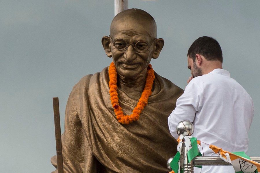 Opposition Leader Rahul Gandhi Pays Tribute to Mahatma Gandhi on 156th Birth Anniversary