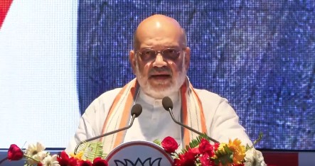 প্রবীণ বিজেপি নেতা ও কেন্দ্রীয় স্বরাষ্ট্র মন্ত্রী অমিত শাহ আজ বিহারের সারান-এ দলের নির্বাচনী প্রচার অভিযানের সূচনা করেন।