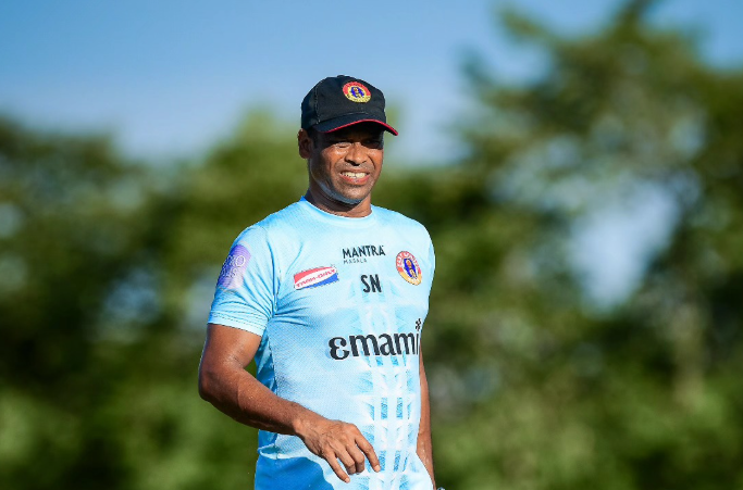 East Bengal কোচ অস্কার ব্রুজোর সঙ্গে বাদানুবাদের পর দলের গোলকিপার কোচ সন্দীপ নন্দী গতকাল পদত্যাগ করেছেন