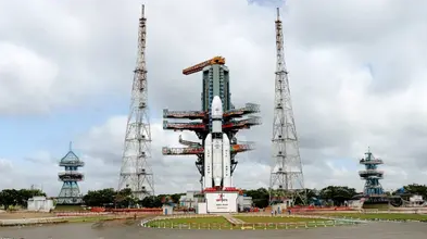 ভারতীয় মহাকাশ গবেষনা সংগঠন ইসরো LVM3 উতক্ষেপন যানটিকে শ্রীহরিকোটার সতীশ ধাওয়ান মহাকাশ কেন্দ্রের লঞ্চপ্যাডে স্থানান্তর করেছে।