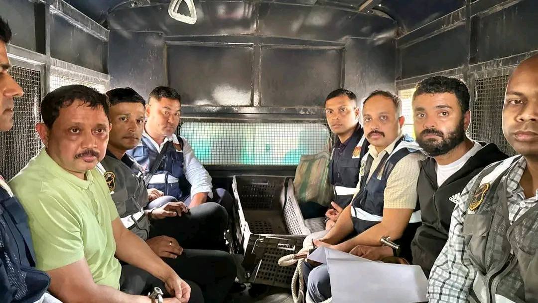 শ্যামকানু মহন্ত আৰু মেনেজাৰ সিদ্ধাৰ্থ শৰ্মাক আজি পুৱা মুখ্য ন্যায়িক দণ্ডাধীশৰ সন্মুখত হাজিৰ