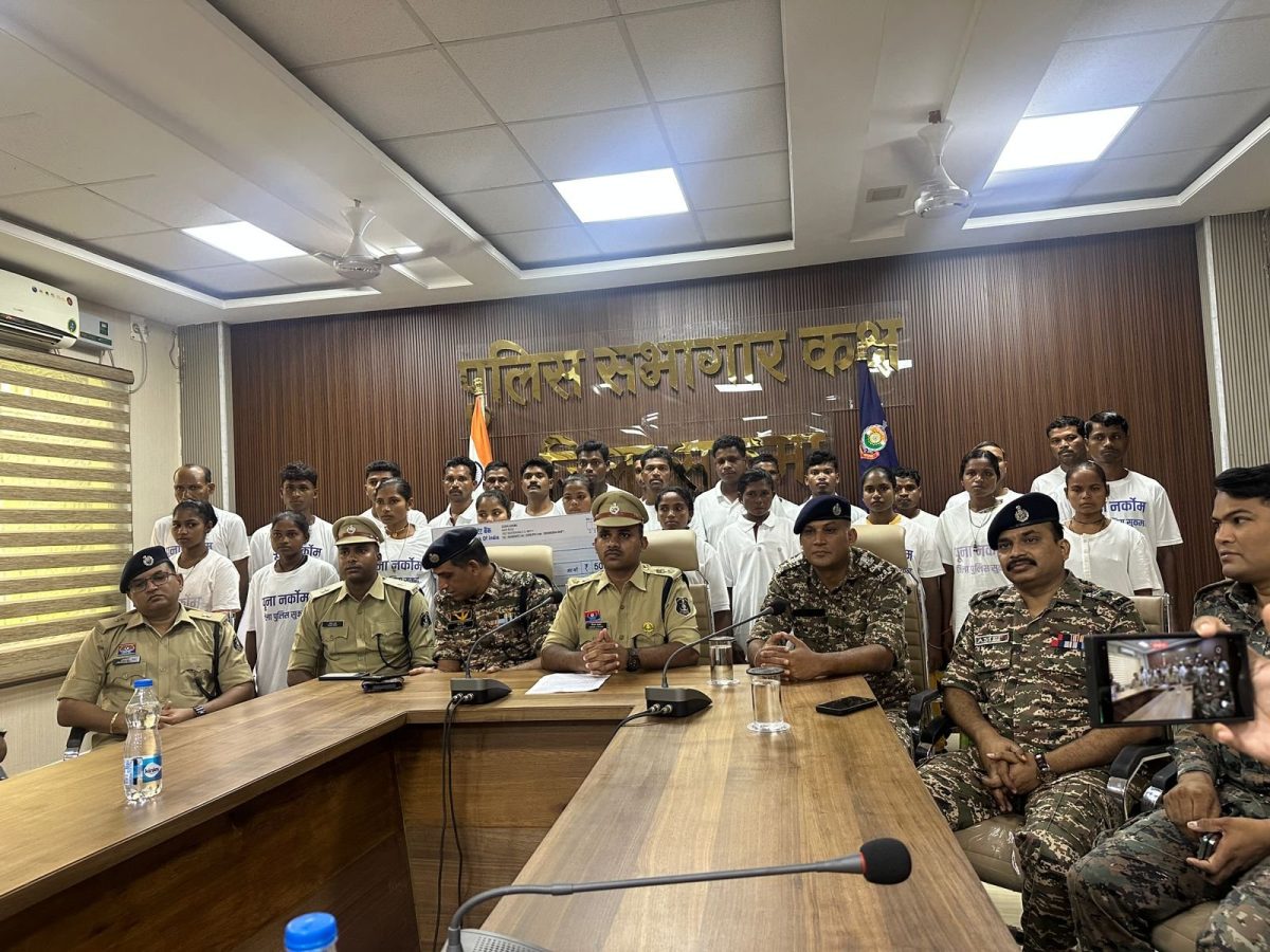 27 Maoists, Including 10 Women, Surrender in Sukma, Chhattisgarh; 16 Had Rewards Totaling ₹50 Lakh
