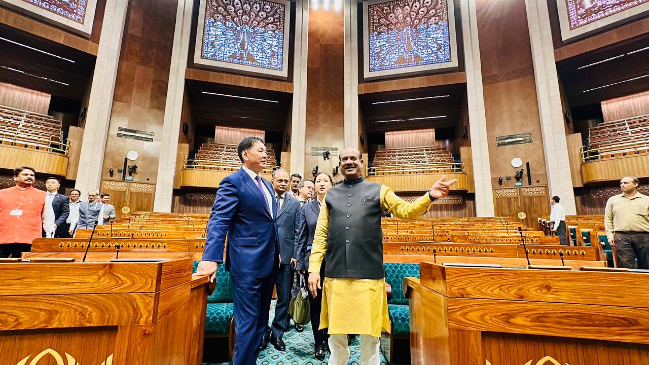 Mongolian President Visits Indian Parliament; Welcomed by Lok Sabha Speaker Om Birla