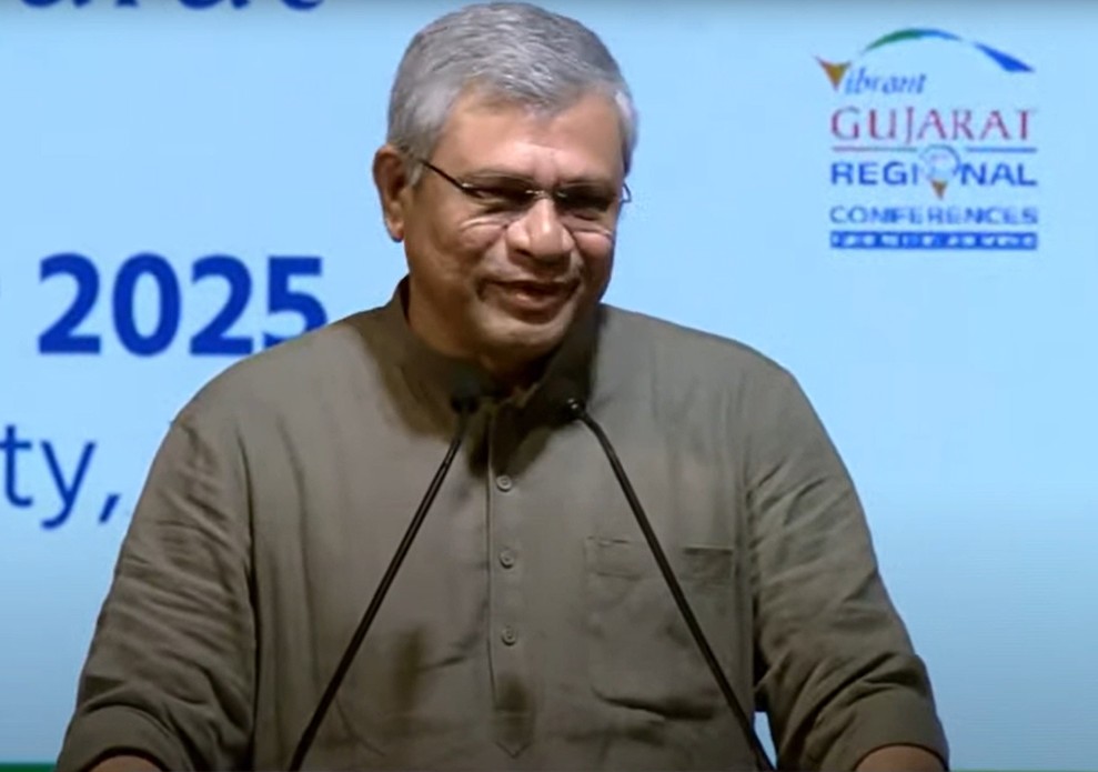 الیکٹرانکس اور انفارمیشن ٹیکنالوجی کے وزیر اشونی ویشنو نے کہا ہے کہ ملک میں 5G کے آغاز کی رفتار نے دنیا کو حیرت میں ڈال دیا ہے