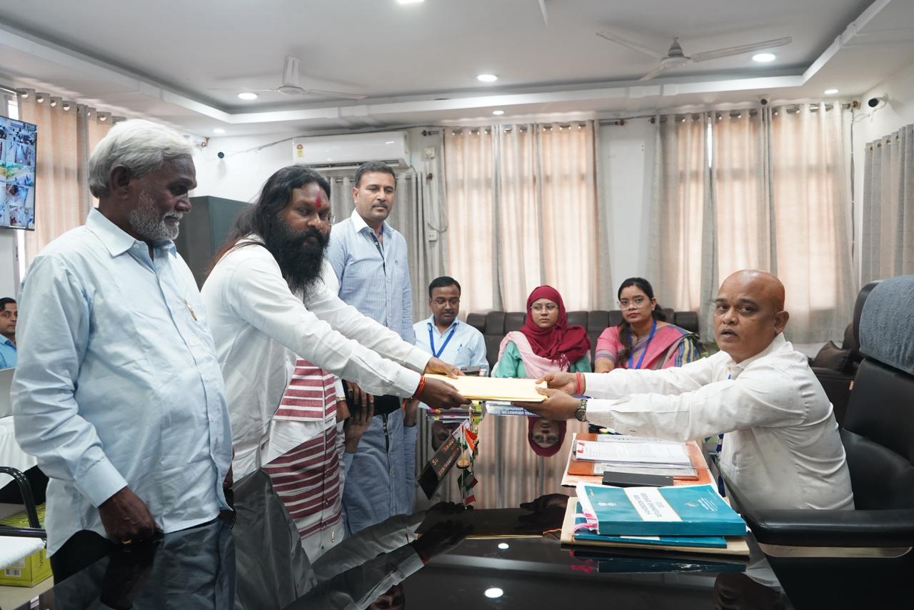 NDA’s Babulal Soren Files Nominations for Ghatshila Bye-Poll