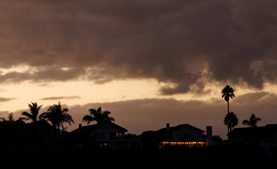 Severe Thunderstorms Batter Southwest California, Trigger Flash Flood and Debris Flow Warnings