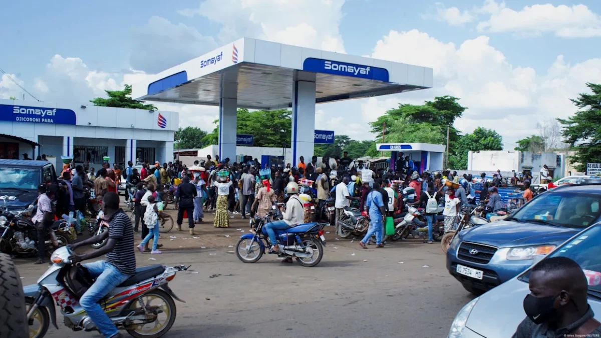 Mali Shuts Schools for Two Weeks Amid Severe Fuel Shortage