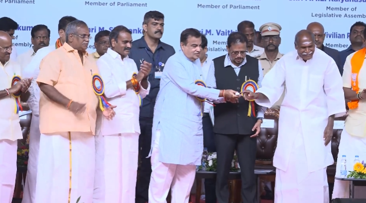   देशाच्या ईशान्य भागातली आठही राज्यांनी एकतेचा संदेश दिल्याचं नितीन गडकरी यांचं प्रतिपादन
