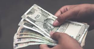 इंधनाच्या दर कपातीमुळं चलनवाढीत घट