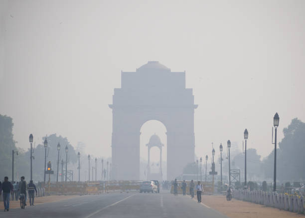 CAQM Reviews Air Pollution Control Measures Ahead of Winter Season