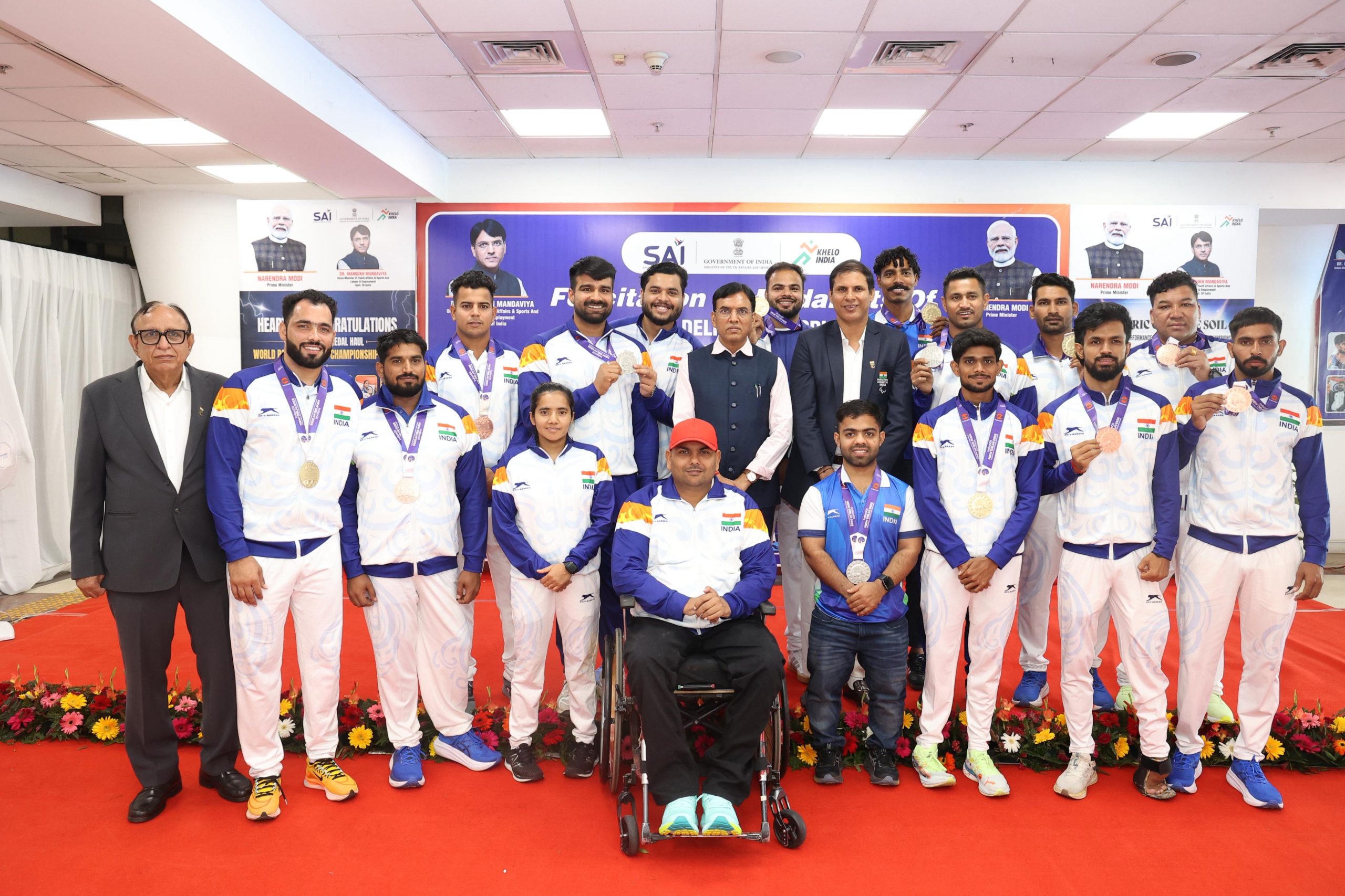 Youth Affairs and Sports Minister Dr. Mansukh Mandaviya Felicitates India’s Para Athletes at World Para Athletics Championships 2025