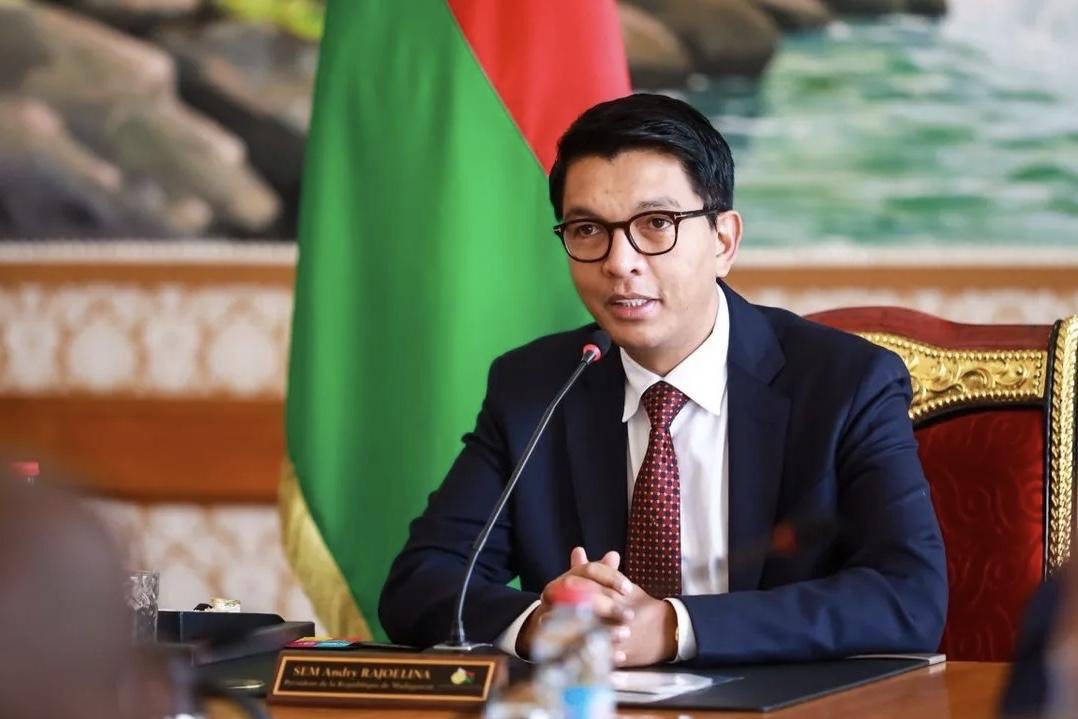 मेडागास्कर के राष्ट्रपति एंड्री राजोइलिना ने संसद को भंग किया