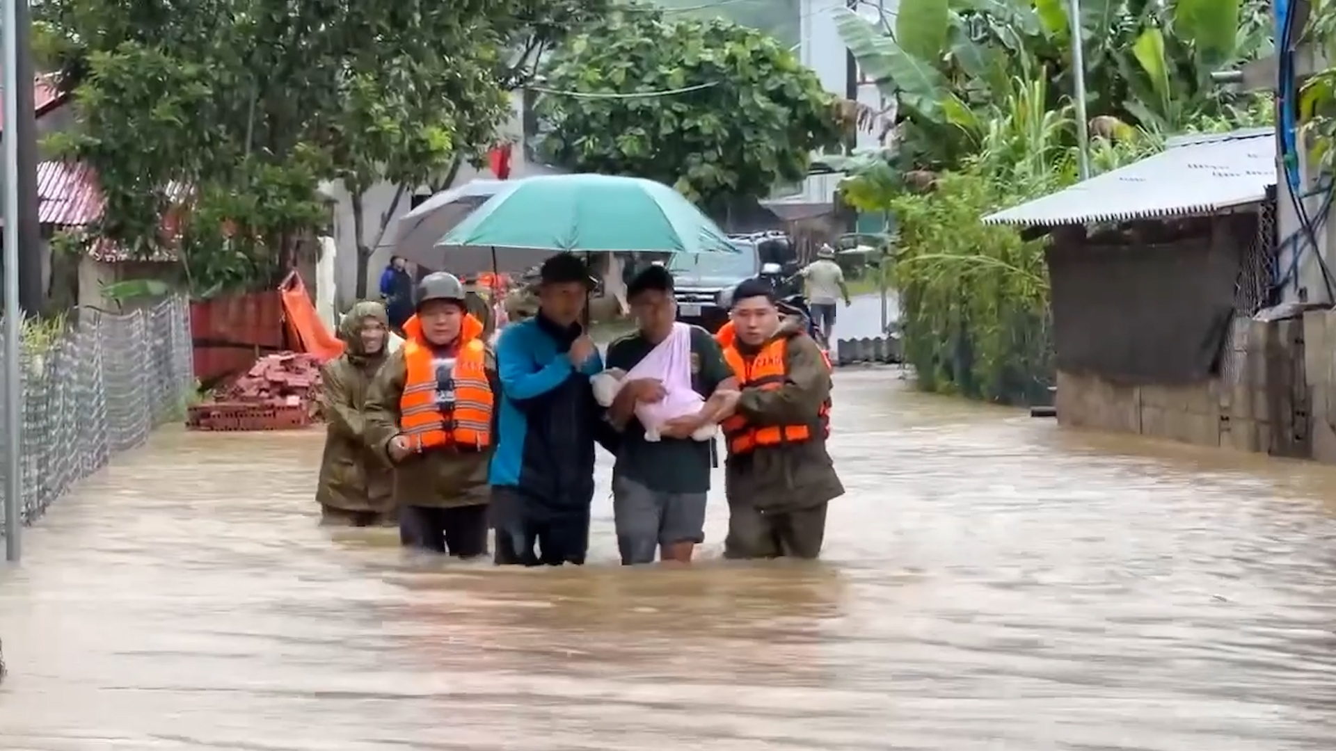 Typhoon Matmo Causes 8 Deaths, Widespread Flooding and Damage Across Vietnam