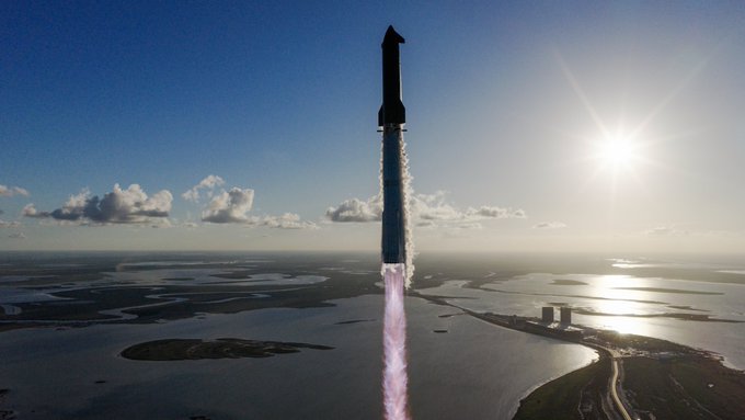 Elon Musk’s Company SpaceX 11th Starship Rocket Successfully Lands In Indian Ocean