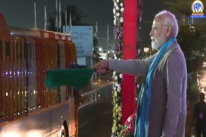 પ્રધાનમંત્રી નરેન્દ્ર મોદીએ સરદાર પટેલની જન્મજયંતિની પૂર્વ સંધ્યાએ સ્ટેચ્યુ ઓફ યુનિટી ખાતે એક હજાર 220 કરોડના નવા આકર્ષણોનું ઈ-લોકાર્પણ અને ઈ-ખાતમુહૂર્ત કર્યુ પ્રધાનમંત્રી નરેન્દ્ર મોદીએ સરદાર પટેલની જન્મજયંતિની પૂર્વ સંધ્યાએ સ્ટેચ્યુ ઓફ યુનિટી ખાતે એક હજાર 220 કરોડના નવા આકર્ષણોનું ઈ-લોકાર્પણ અને ઈ-ખાતમુહૂર્ત કર્યુ