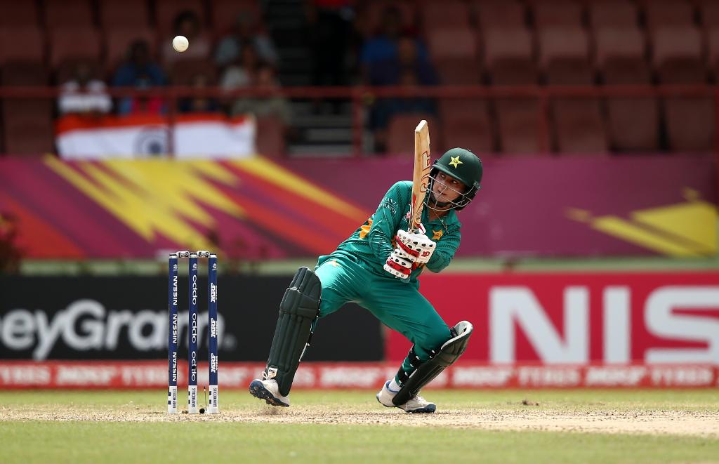 South Africa Beat Pakistan by 150 Runs in Rain-Hit Women’s World Cup Match