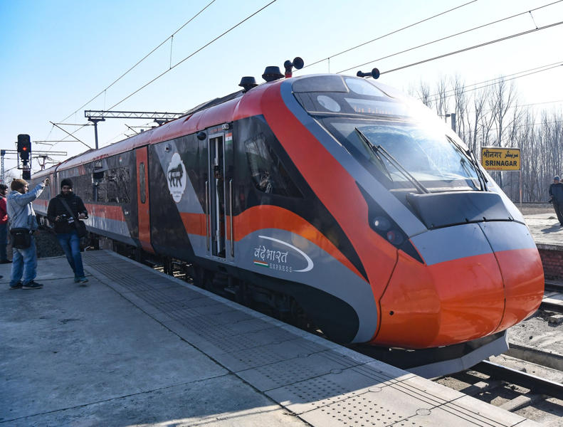 Northern Railway Introduces New Halt for Srinagar-Katra Vande Bharat Express at Reasi