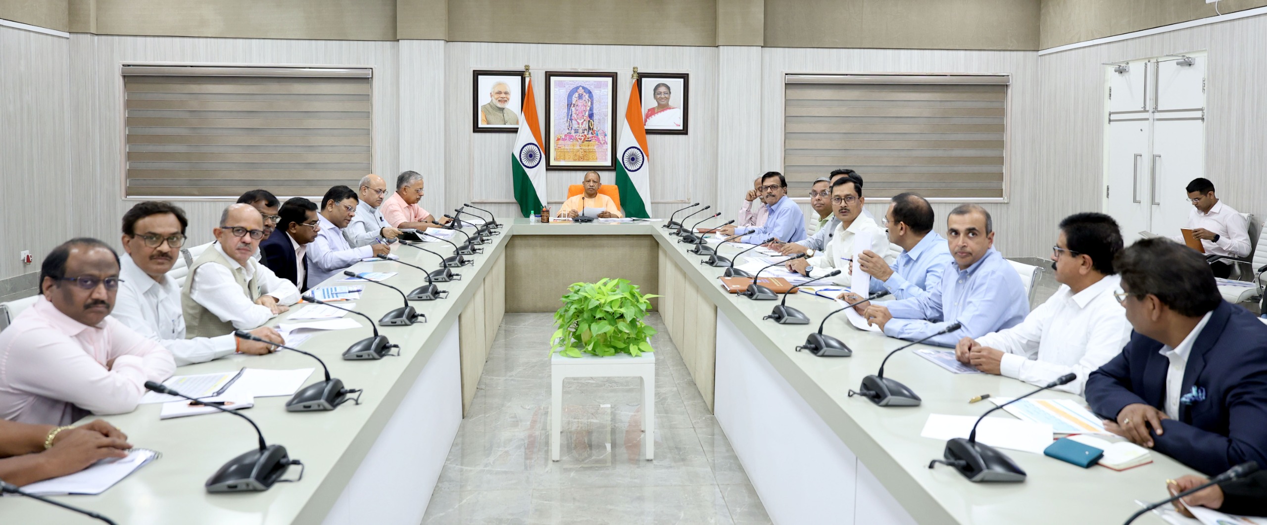 UP Govt Sets December 15, 2025 Deadline for Tap Water Supply in Vindhya and Bundelkhand