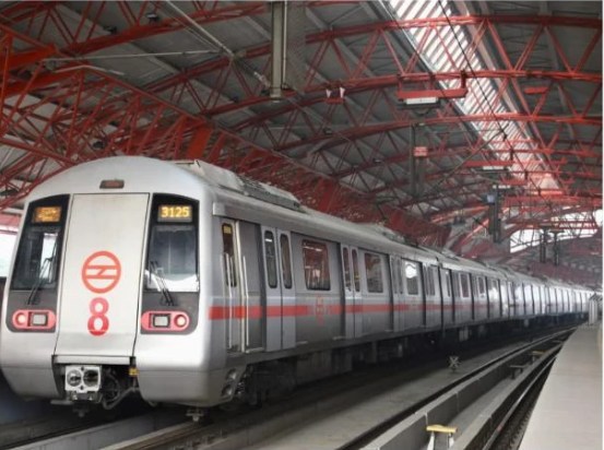 নিরাপত্তার কারণে দিল্লির লাল কেল্লা মেট্রো স্টেশন পরবর্তী নির্দেশ না দেওয়া পর্যন্ত বন্ধ থাকবে বলে মেট্রো রেল কর্পোরেশন জানিয়েছে।