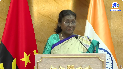 রাষ্ট্রপতি দ্রৌপদী মুর্মু বলেছেন, ভারত ও অ্যাঙ্গোলার মধ্যে এ  বছর কূটনৈতিক সম্পর্কের ৪০ বছর পূর্তি হচ্ছে, পাশাপাশি অ্যাঙ্গোলার স্বাধীনতা লাভেরও এটি সুবর্ণ জয়ন্তী বর্ষ।