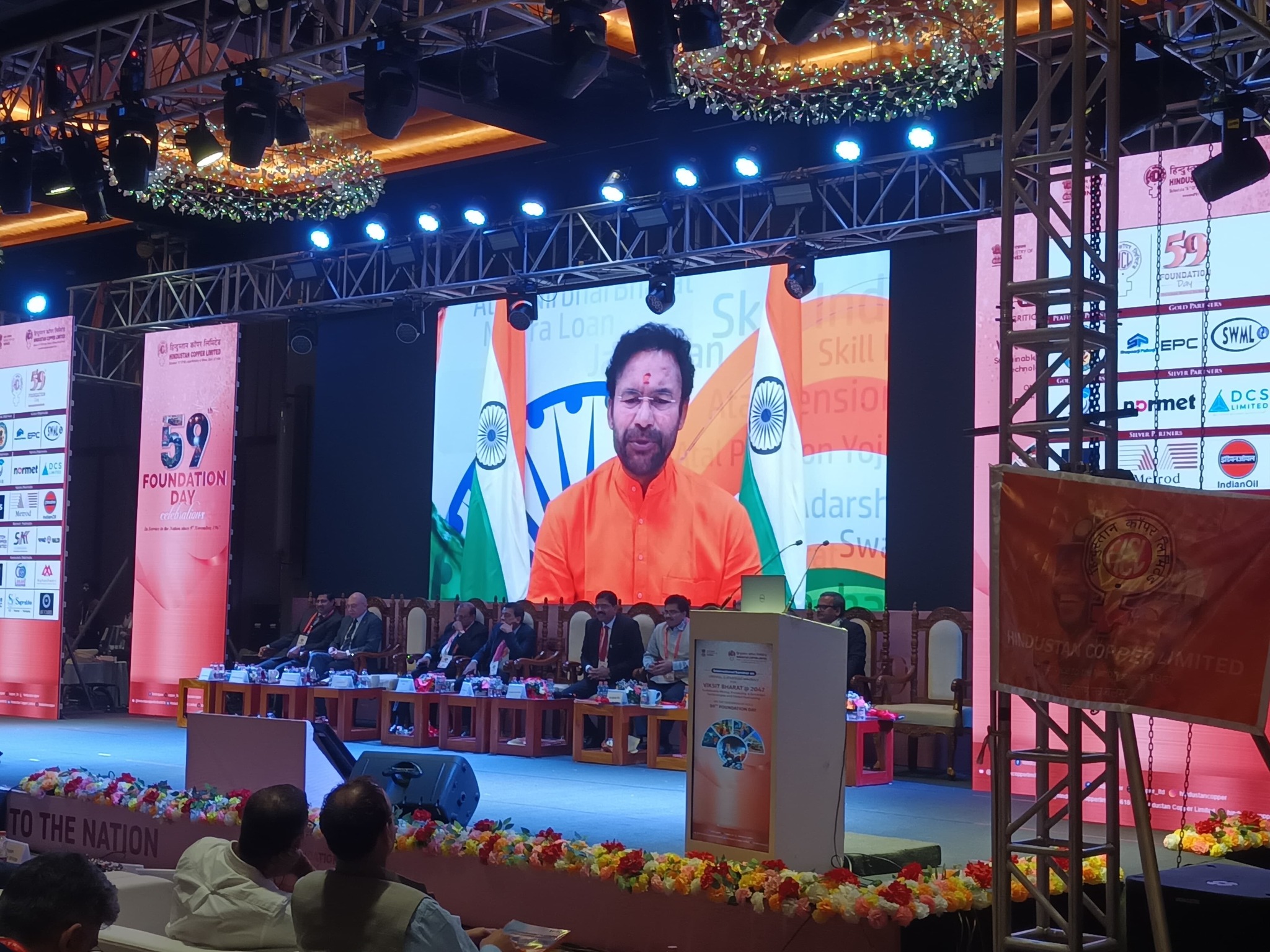 কেন্দ্রীয় সরকার অধিক মাত্রায় গুরুত্বপূর্ণ খনিজ পদার্থগুলির অনুসন্ধানে ‘ন্যাশনাল ক্রিটিকাল মিনারেল মিশন’ চালু করেছে।