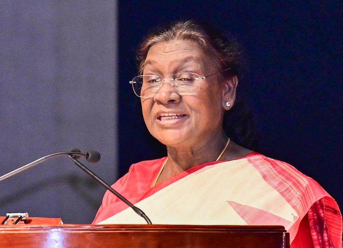 রাষ্ট্রপতি দ্রৌপদী মুর্মু ,গুরু নানক জয়ন্তীর প্রাক্কালে দেশবাসীকে শুভেচ্ছা জানিয়েছেন।