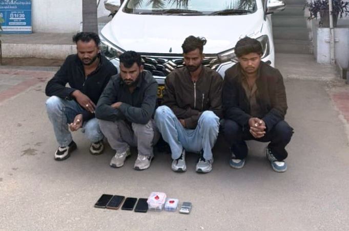 સ્ટેટ મોનિટરિંગ સેલે પાલનપુર અને મહેસાણામાંથી કેફી પદાર્થના જથ્થા સાથે સાત આરોપીની ધરપકડ કરી