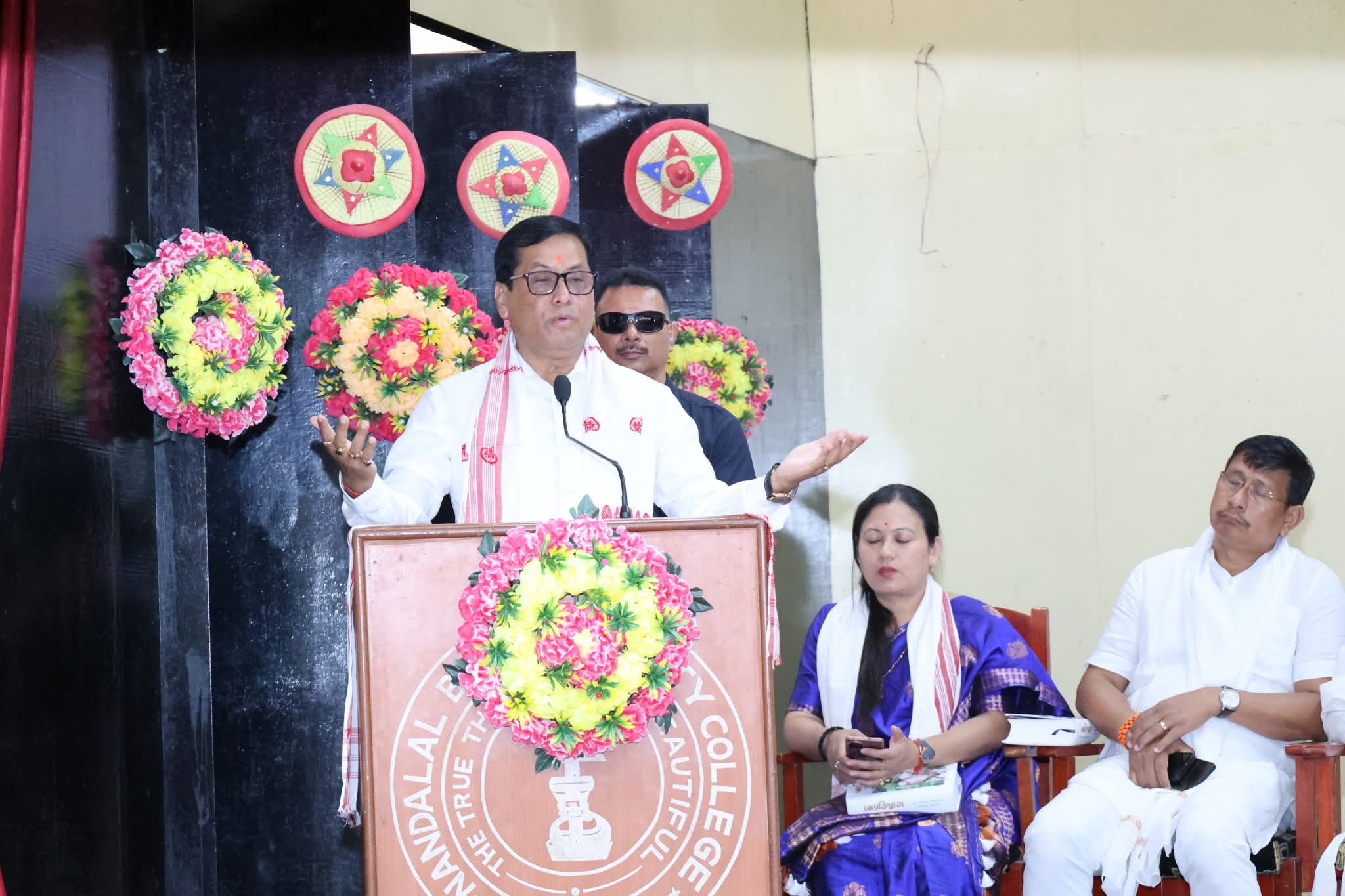 সদৌ অসম মটক সন্মিলনৰ কেন্দ্ৰীয় প্ৰতিষ্ঠা দিৱস সোমবাৰে ডিব্ৰুগড়ৰ বকপাৰাত অনুষ্ঠিত হয়