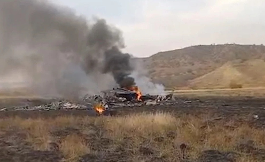 তুরস্কের একটি পণ্যবাহী সেনা বিমান ২০ জন যাত্রী নিয়ে আজারবাইজান থেকে যাওয়ার পথে জর্জিয়াতে ভেঙে পড়েছে